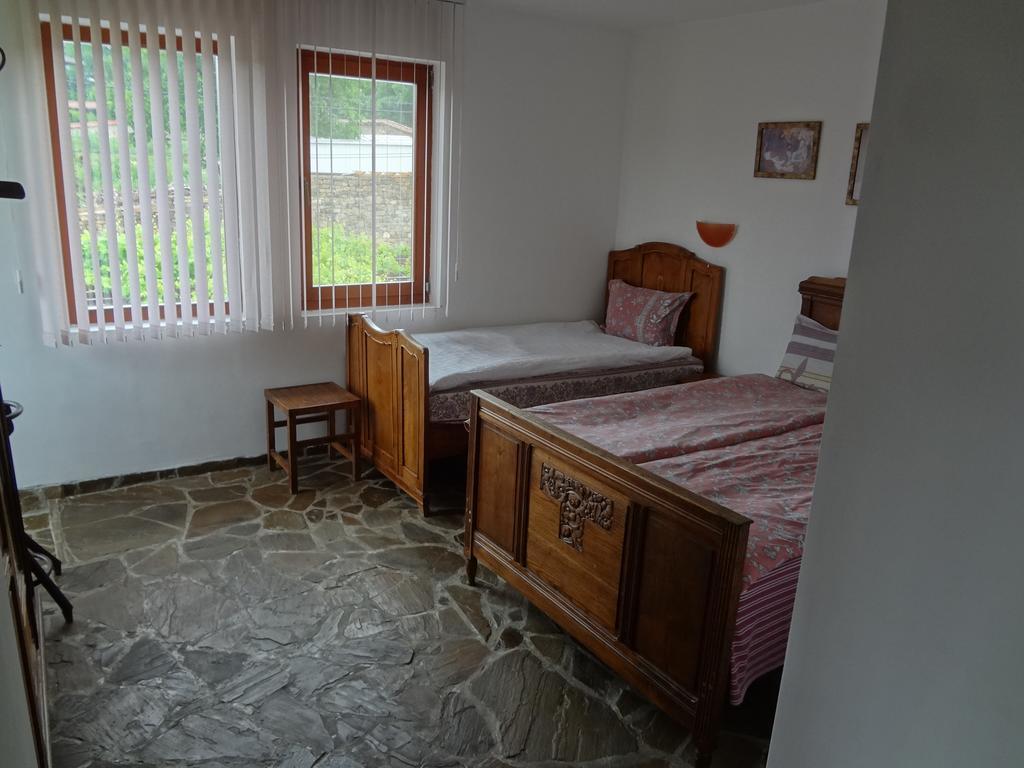 ארבאנאסי Guest House Diabora מראה חיצוני תמונה