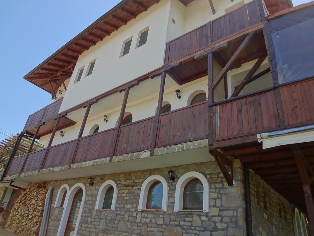 ארבאנאסי Guest House Diabora מראה חיצוני תמונה