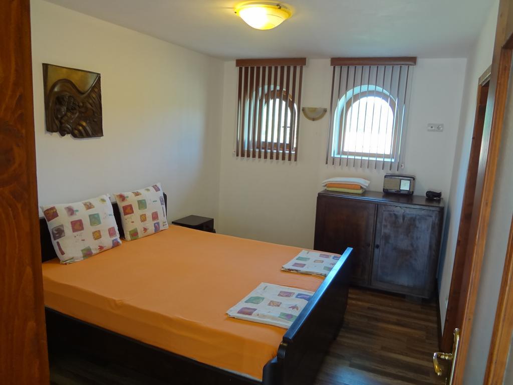 ארבאנאסי Guest House Diabora מראה חיצוני תמונה