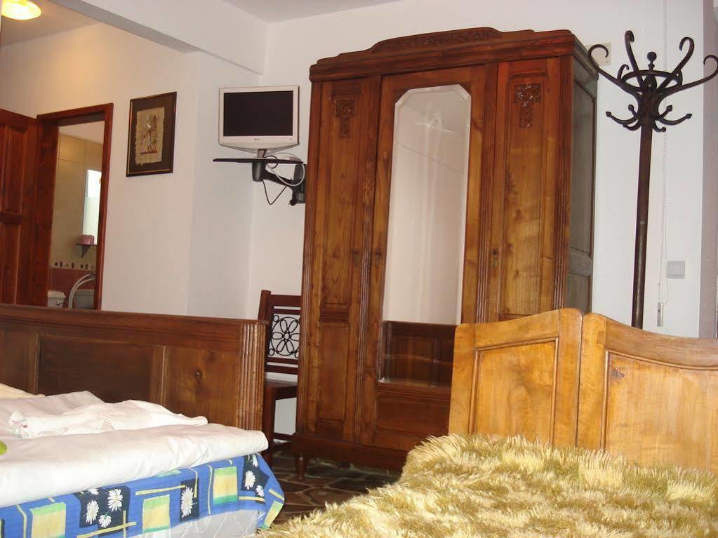 ארבאנאסי Guest House Diabora מראה חיצוני תמונה