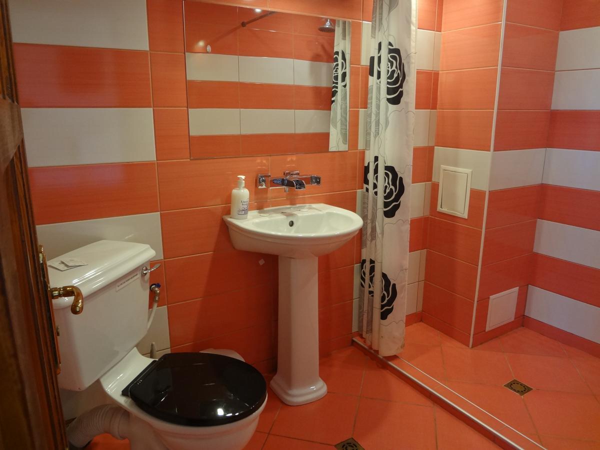 ארבאנאסי Guest House Diabora מראה חיצוני תמונה