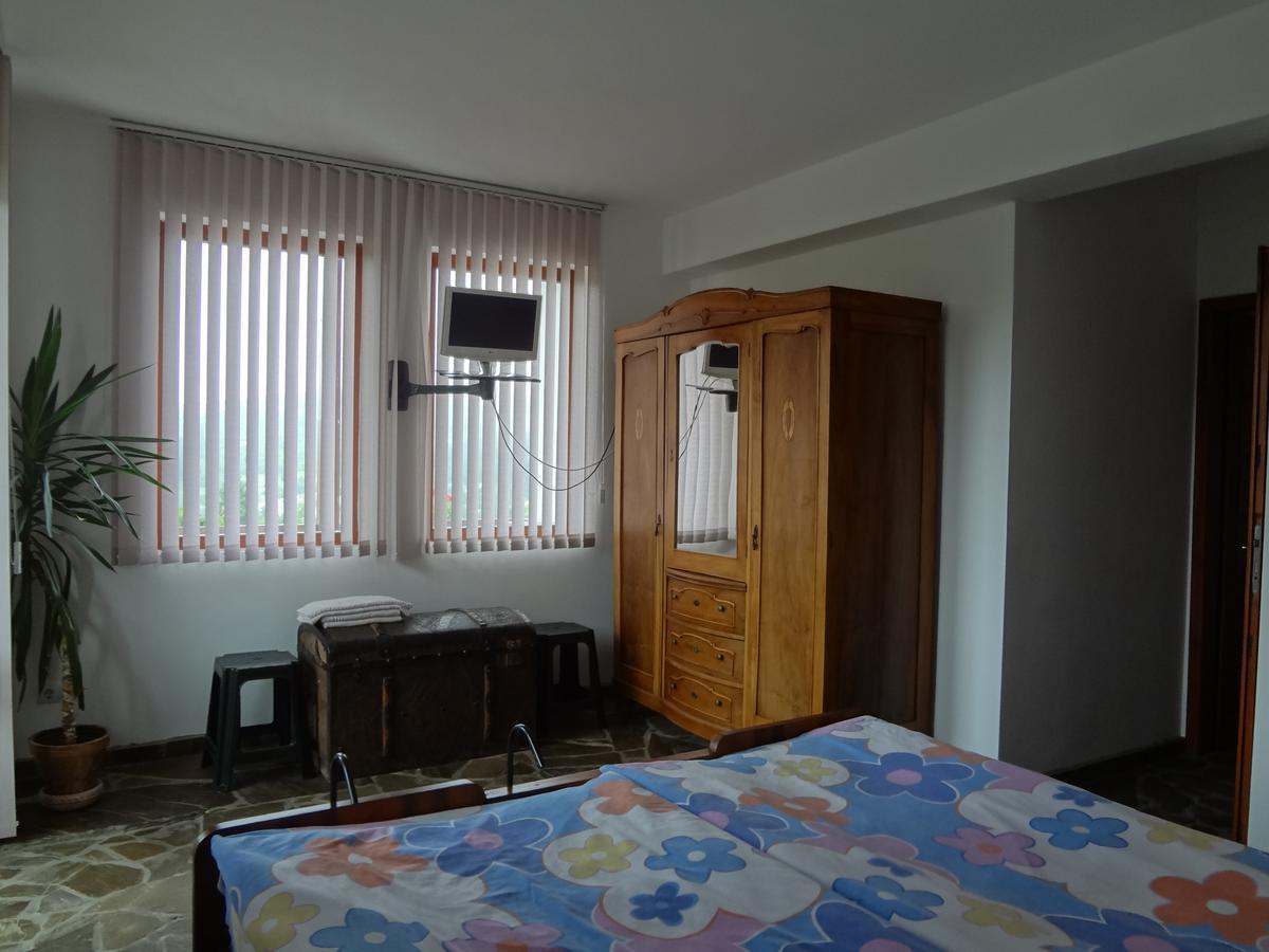 ארבאנאסי Guest House Diabora מראה חיצוני תמונה