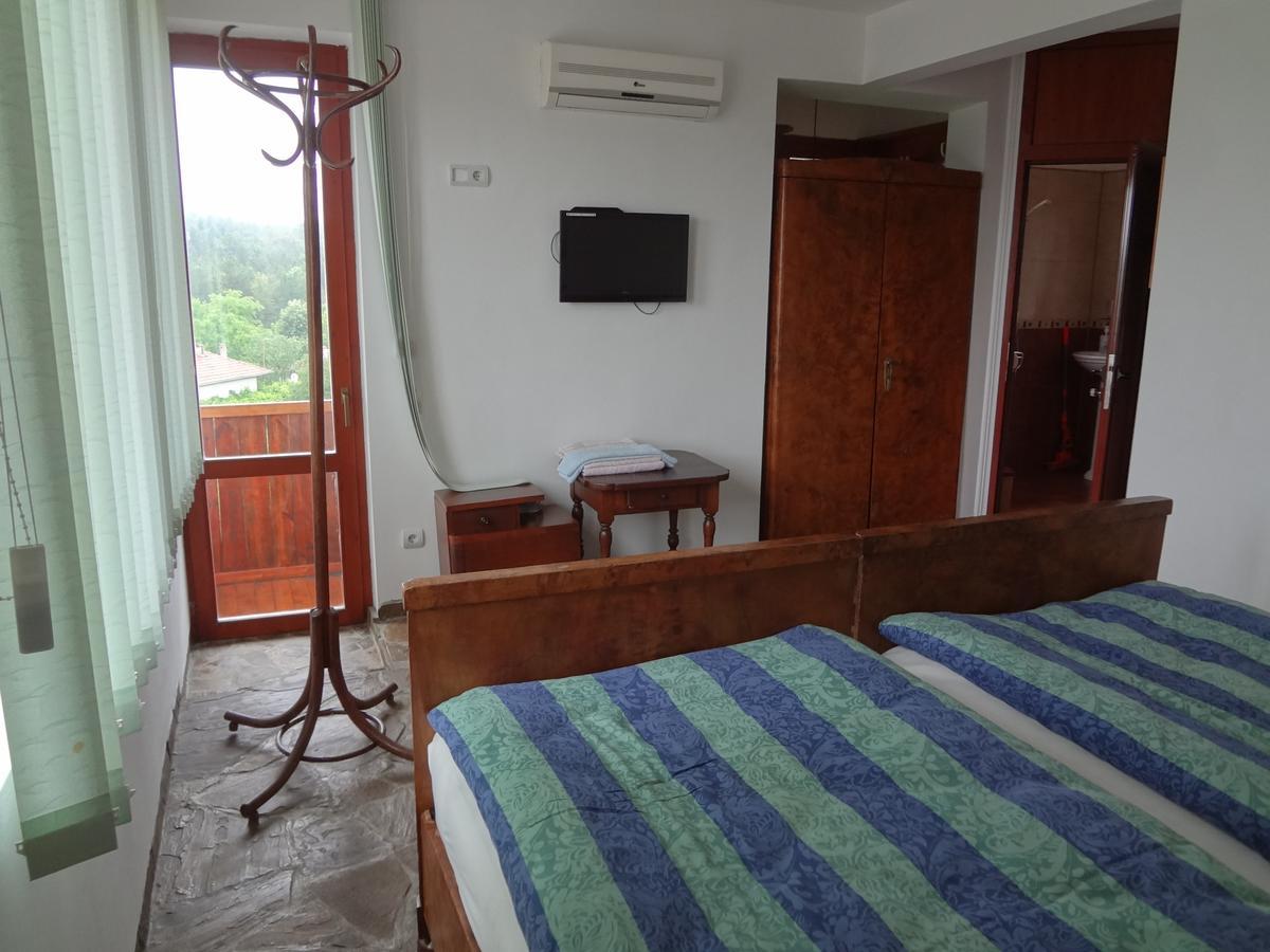ארבאנאסי Guest House Diabora מראה חיצוני תמונה